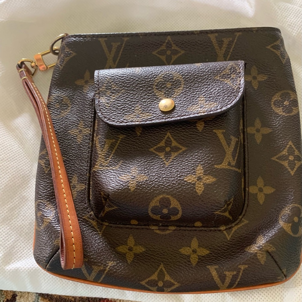 vintage Louis Vuitton monogram wristlet